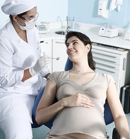 A higiene bucal durante a gravidez é essencial para a saúde do bebê A higiene bucal durante a gravidez é essencial para a saúde do bebê