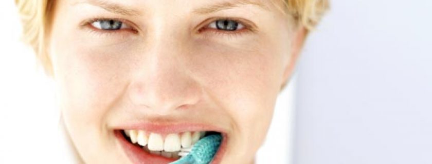 Como fazer um creme dental caseiro