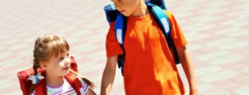 Crianças: Cuidados com a mochila