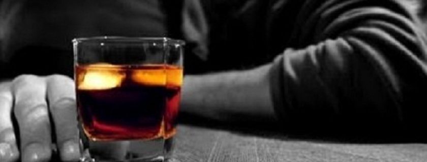 Como o álcool afeta os músculos?