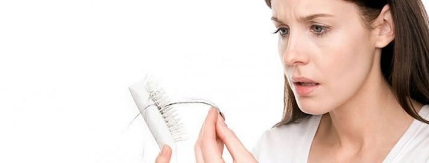 Dicas e tratamentos para evitar a queda de cabelo pós-parto