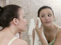 Como reduzir o inchaço facial