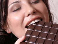 Chocolate ajuda a reduzir o risco de problemas cardíacos