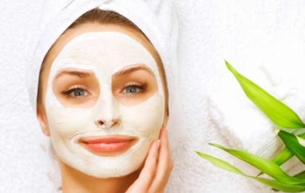 Três máscaras para acne Três máscaras para acne