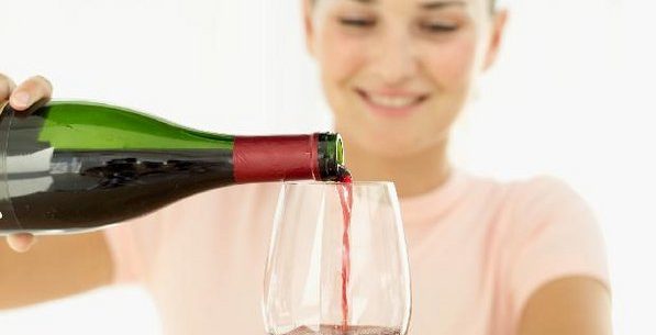Vinho tinto pode prevenir doenças oculares