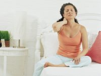 Os remédios naturais para acabar com a dor nas costas e no pescoço