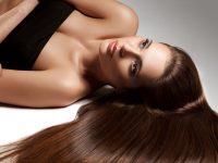 Truques naturais para um cabelo liso