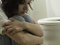 Saiba os riscos da bulimia