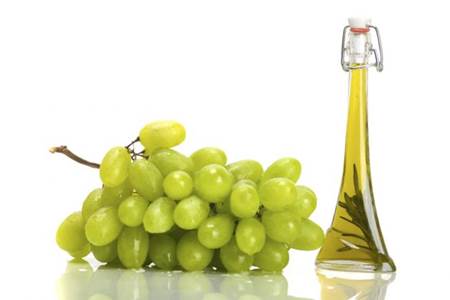 O óleo de semente de uva e suas virtudes para o corpo