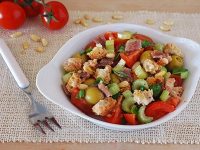 Receita saudável: Panzanella com azeitonas e anchovas