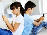 Com que idade as crianças podem ter celular?