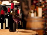 Beber vinho com moderação também é prejudicial
