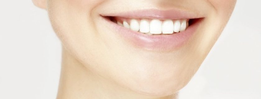 Algumas dicas para remover o tártaro dos dentes