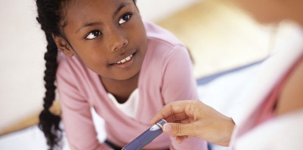6 maneiras de ajudar crianças que vivem com diabetes