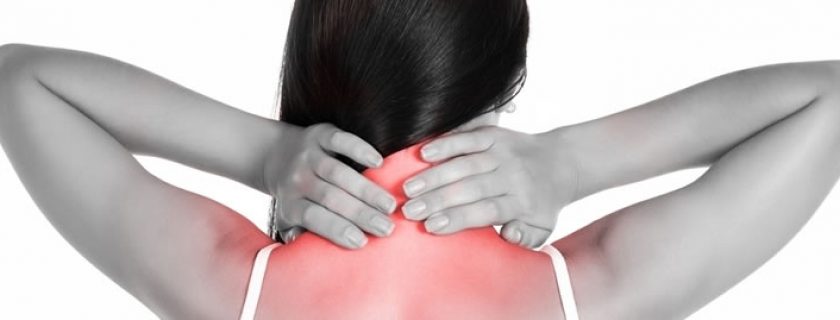 Dicas para aliviar e evitar dores no pescoço