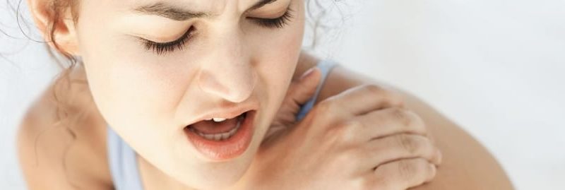Sintomas e tratamentos para tendinite no ombro
