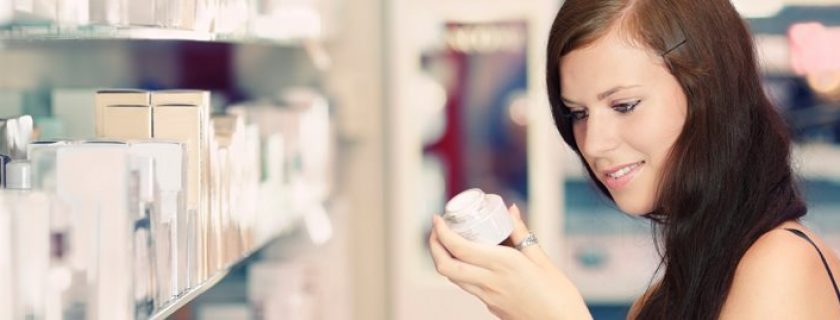 5 erros comuns ao comprar cremes hidratantes