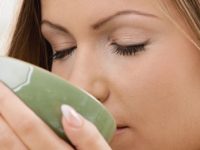 5 bebidas naturias para tratar a dor de garganta