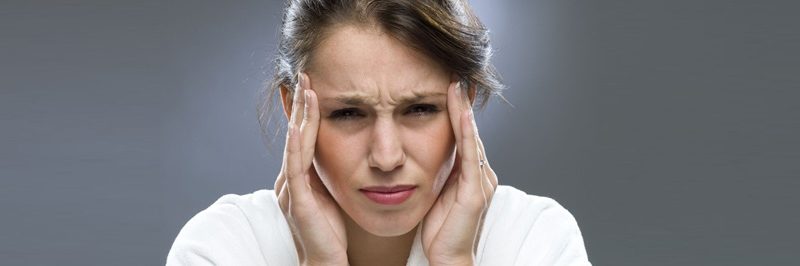 7 maus hábitos que causam dores de cabeça