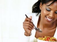 13 alimentos que podemos consumir em grandes quantidades sem engordar
