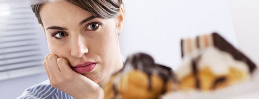 5 dicas para controlar e tratar a compulsão alimentar