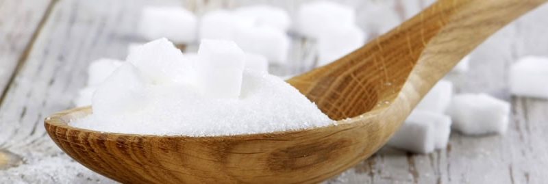 Maneiras saudáveis de eliminar o açúcar branco da dieta