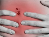 5 chás para tratar dor no estômago naturalmente