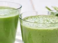 Suco de abacaxi com aipo para emagrecer