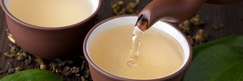 13 surpreendentes benefícios do chá oolong para a saúde