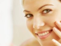 8 maneiras comprovadas de manter sua pele saudável e bonita
