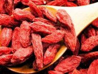 Goji berry emagrece? Veja seus benefícios e como tomar suas cápsulas