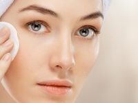 Como fazer limpeza de pele caseira com mel, café e gelatina?