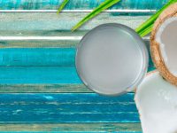 13 benefícios da água de coco que você não conhecia