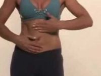 Automassagem abdominal para reduzir a barriga